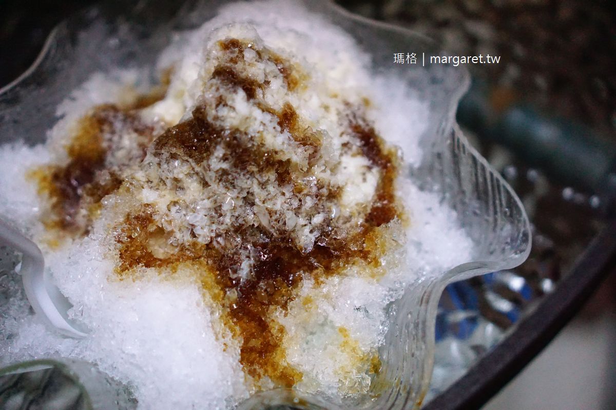 東引網際冰店。甜的鹹的冷的熱的都好吃｜網推：黑糖剉冰、雪綿冰、蛋綿冰