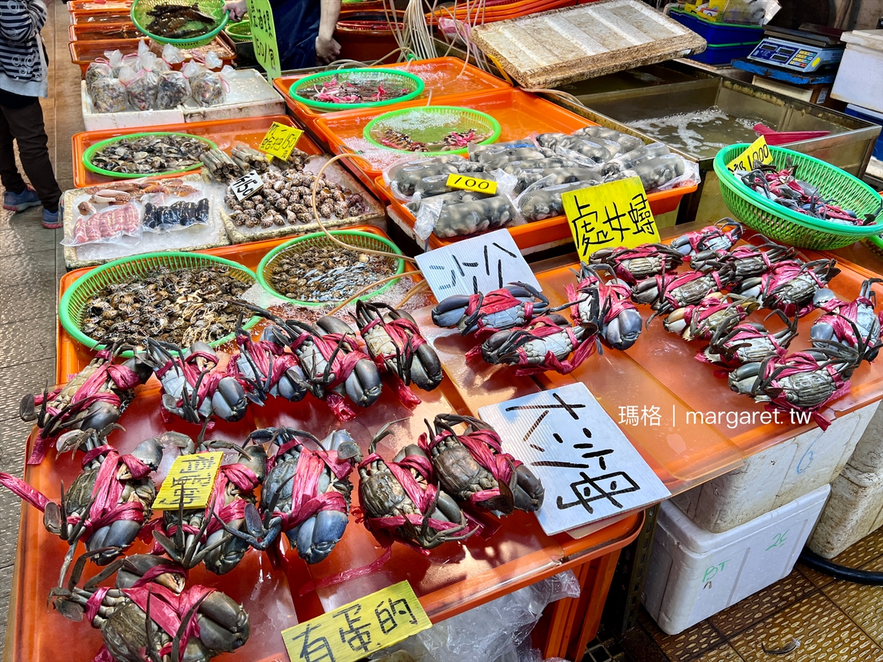 東港曾鮮生魚片。華僑市場黑鮪魚專賣店｜銷魂黑鮪上腹肉。正港又超值