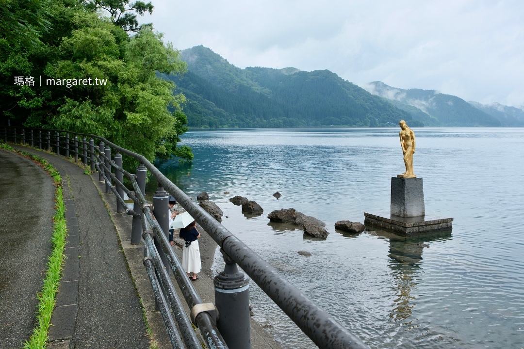 秋田景點推薦。田澤湖｜日本最深湖泊、辰子像、浮木神社