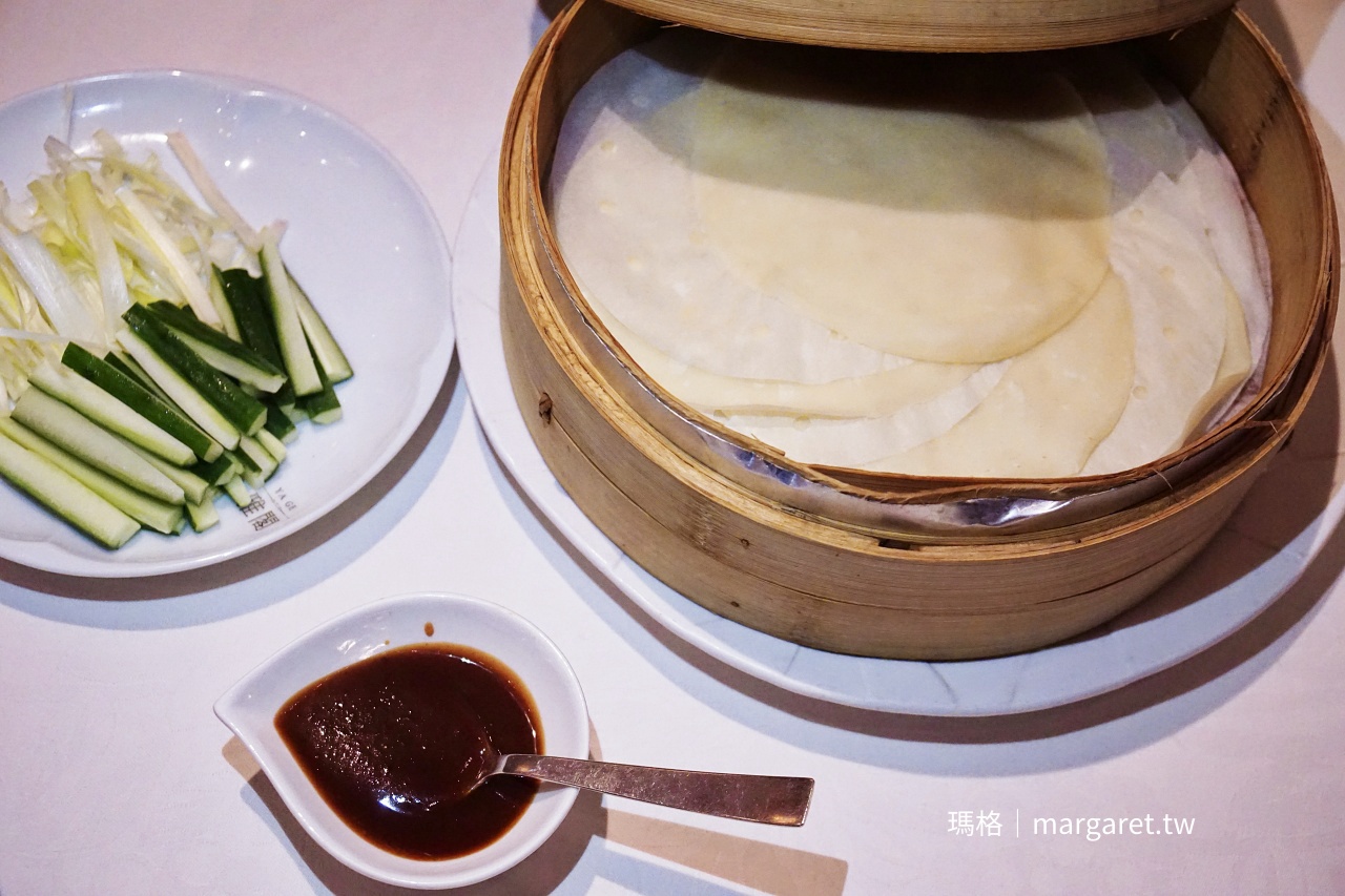 雅閣中餐廳 片皮鴨現場片鴨 師傅刀工一