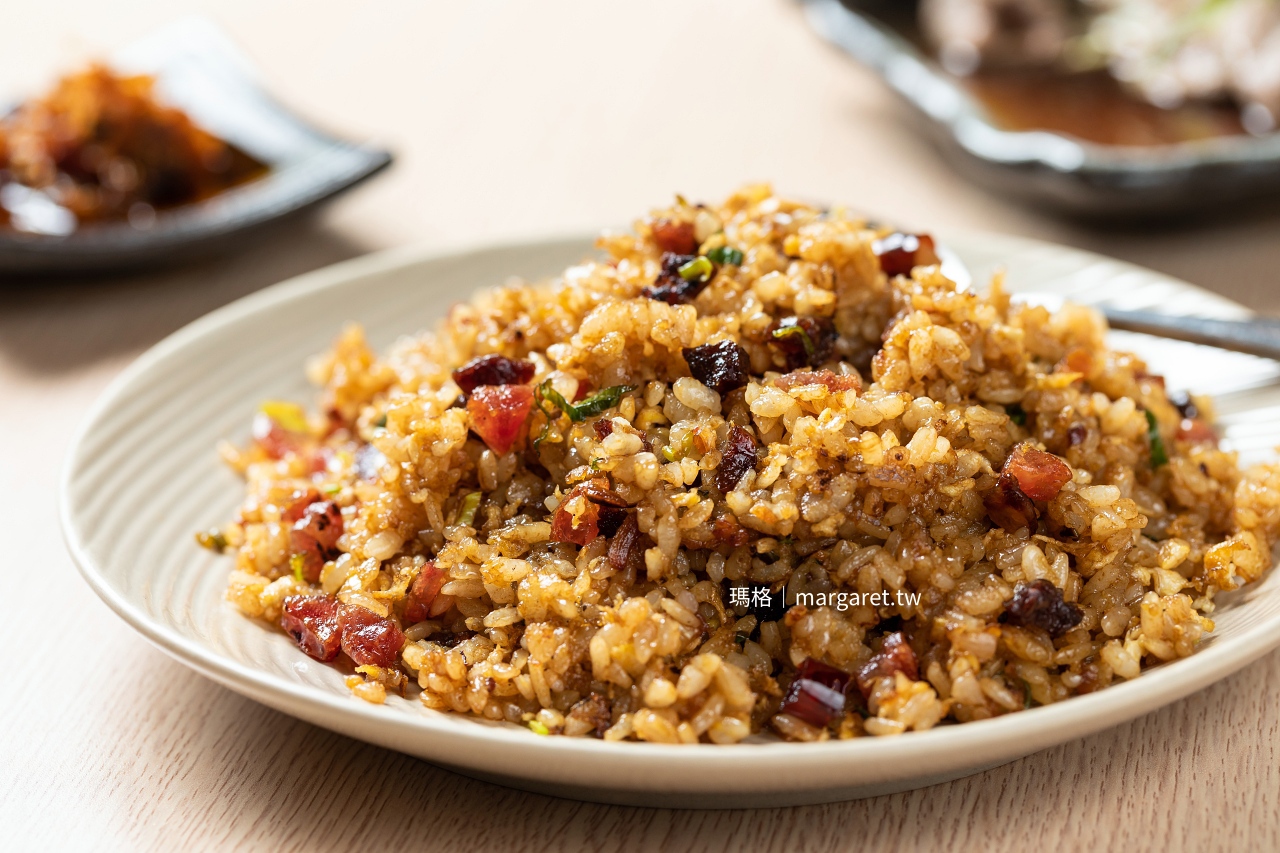 嘉義鳳凰軒港式簡餐。一個人用餐也適合｜限量廣式脆皮雞預訂才吃得到