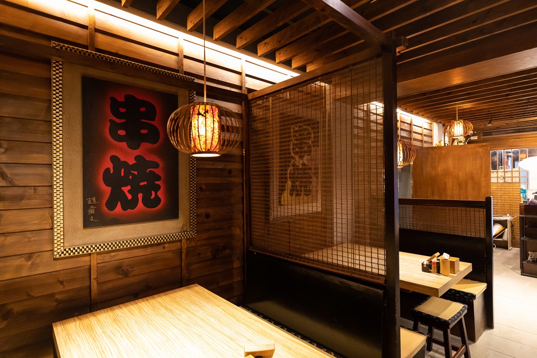 板前屋內部用餐空間。