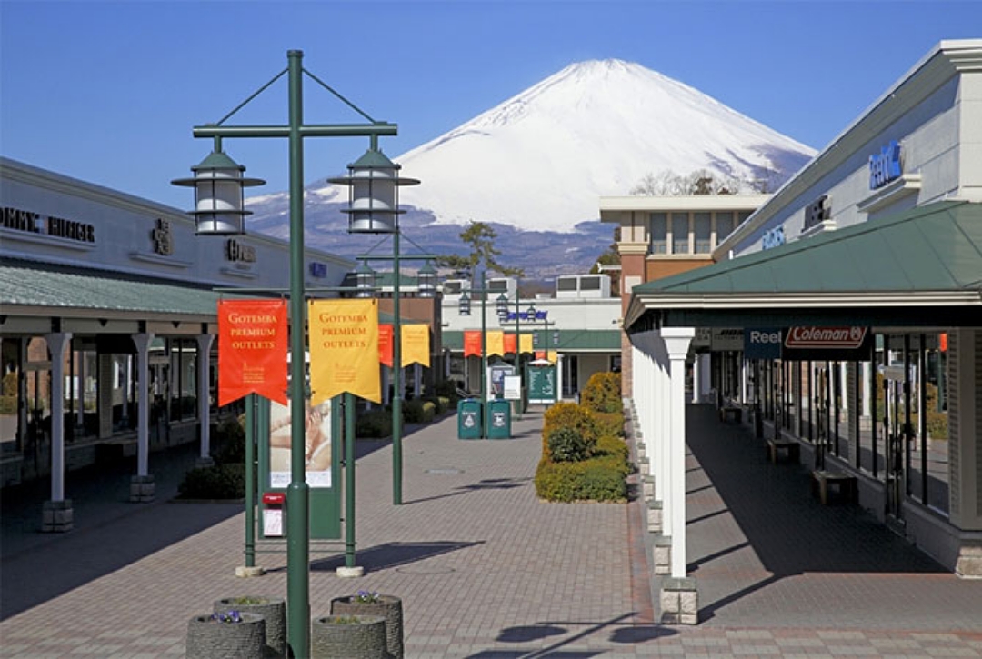 御殿場 PREMIUM OUTLETS。可以看見富士山的日本暢貨中心｜靜岡縣人氣景點
