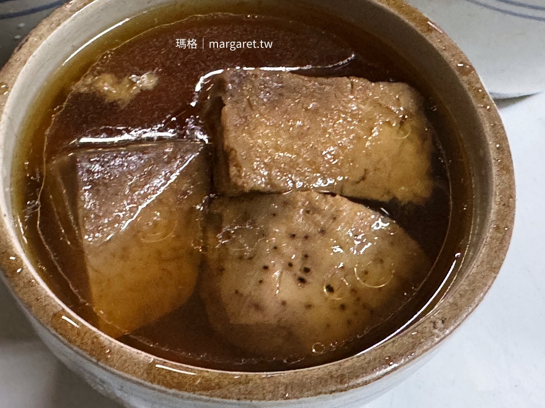 五信豬腳麵線。5點開賣不到1小時賣完｜彰化特色美食「燉露」是什麼？