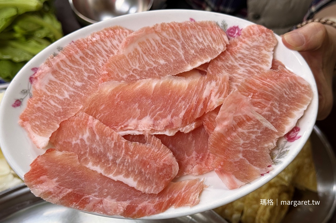 嘉義佳園汕頭火鍋。師承屏東新園｜好肉、好湯、好料、自製沙茶