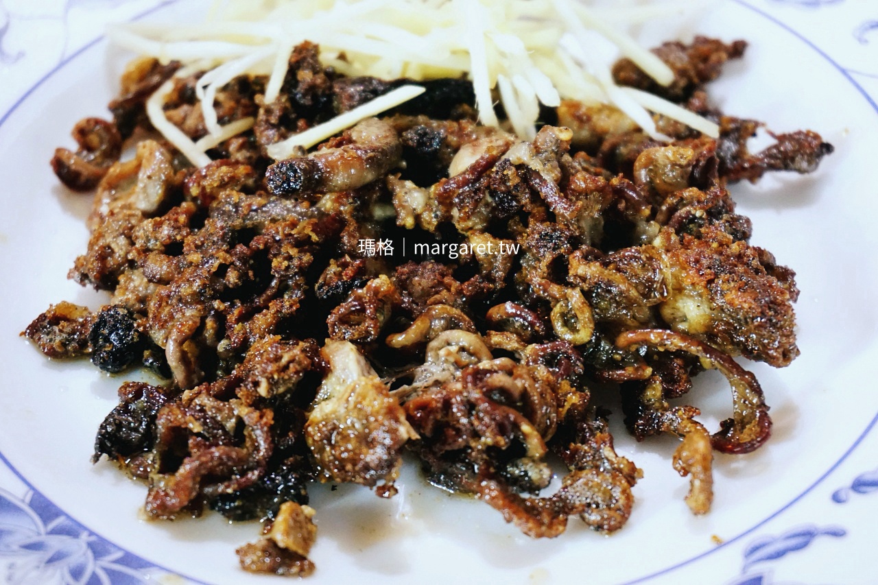 珍珍蚵仔煎海產粥。搬離嘉義文化路夜市｜新址在民主火雞肉飯隔壁（裝修中 / 暫停營業)