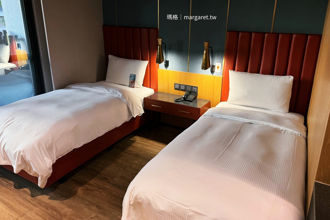 康橋慢旅雙人房兩小床。