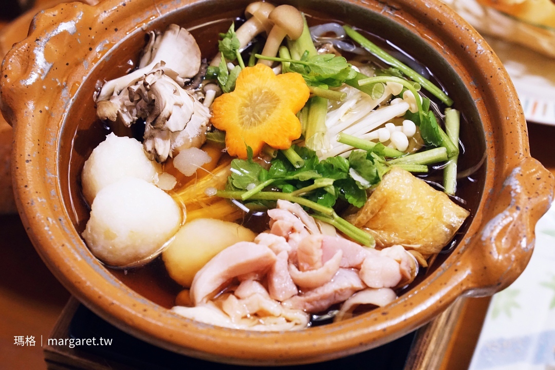 秋田經典鄉土料理米棒，可烤食或煮火鍋的傳統美食。