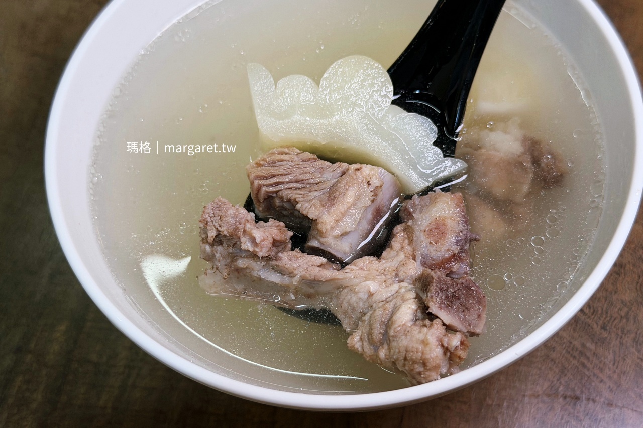 嘉義波波食堂 苦瓜排骨湯清爽份量大母子兩人喝一碗剛好