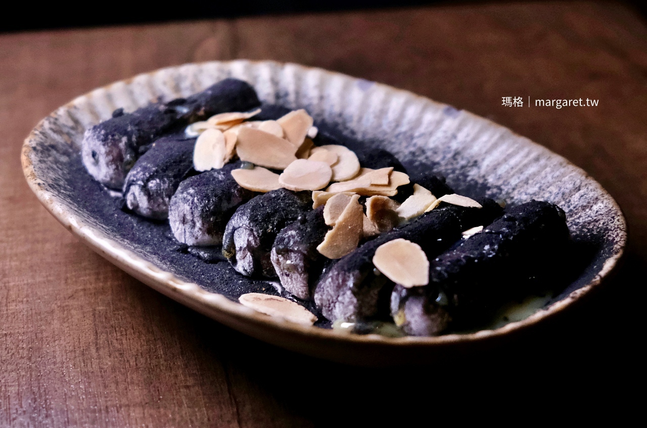 碳少年黑嚕嚕套餐「小黑碳烤麻糬」。