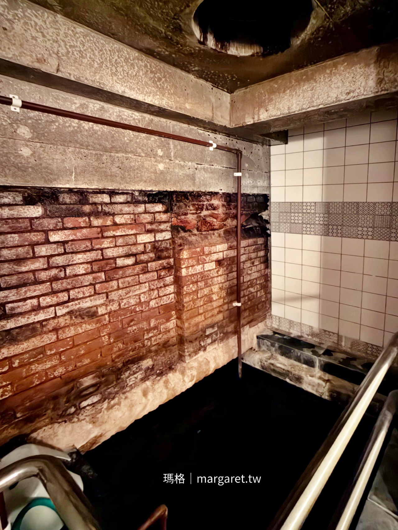 「すーはー温泉」最大的氡氣浴包廂「不老庵」。