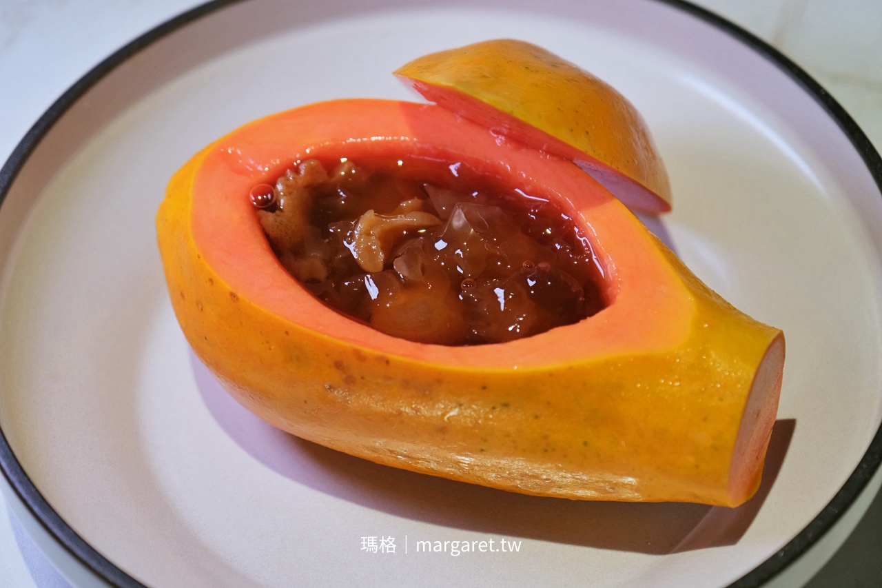 九華樓台中朝富店 日昇木瓜蜜甜湯 桃膠露特寫