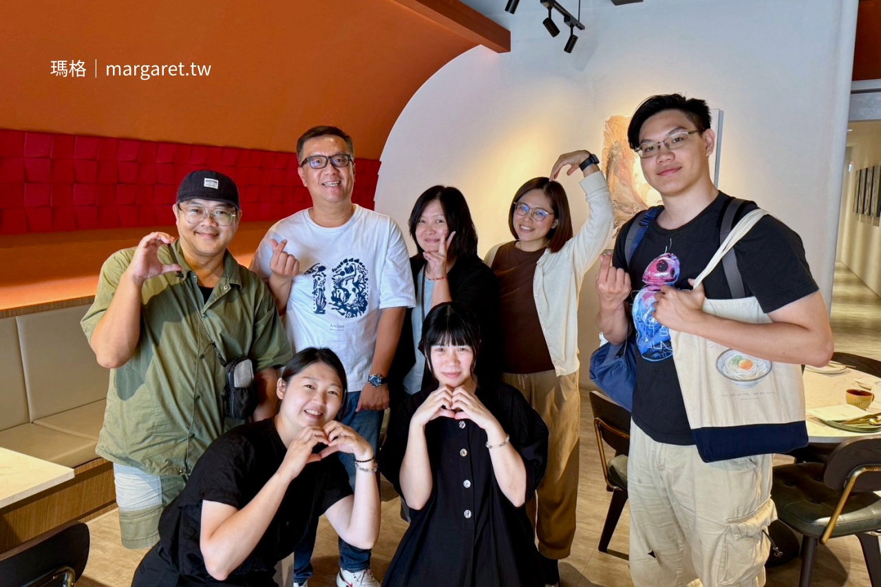 九華樓台中朝富店 老友合影 用餐留念