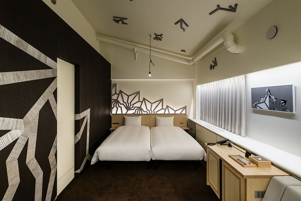 Hotel Anteroom kyoto。京都平價設計旅店｜藝廊。酒吧。藝術家概念房