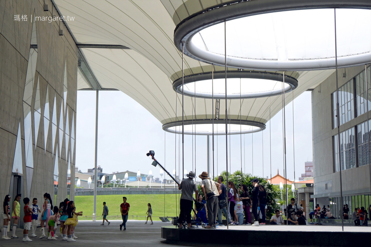 大東文化藝術中心。熱氣球下的美好光景｜2012臺灣建築獎佳作