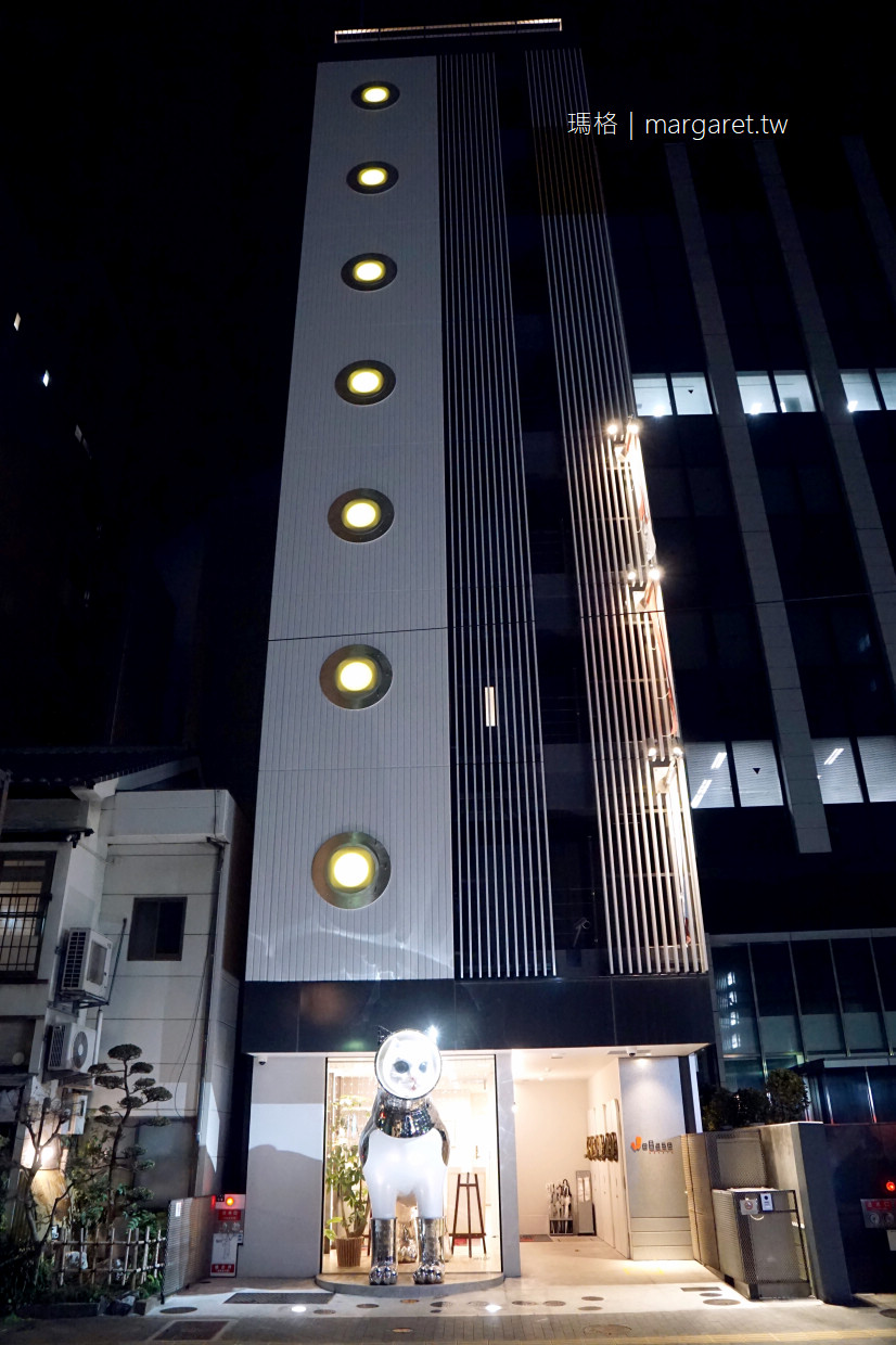 WeBase博多青年旅館。近中洲屋台、福岡機場｜太空貓SHIP’S CAT巨大藝術裝置地標