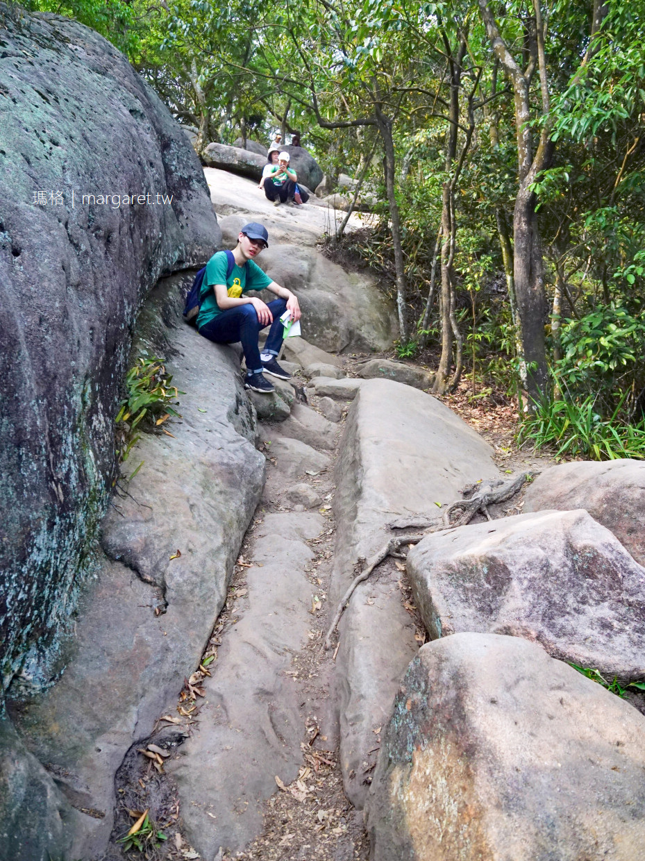 金面山步道。剪刀石攻頂我們辦到了｜攀爬大岩壁並不輕鬆但值得挑戰