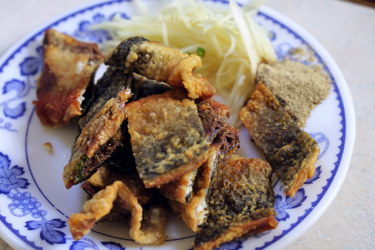 廣仔虱目魚丸。孔廟商圈｜老台南人早餐的經典就是魚丸湯肉燥飯