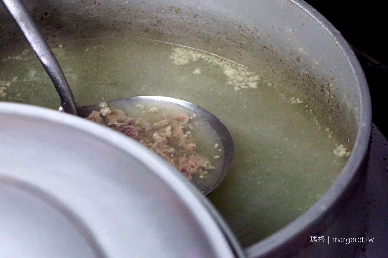 本產羊肉湯。東市場美食｜嘉義人的老派早午餐