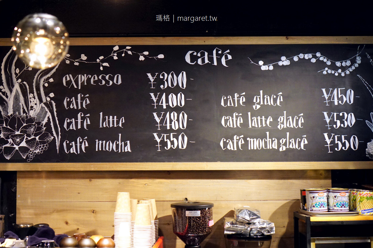 DIXANS Cafe。東京巨蛋附近咖啡館｜客製化的可愛拉花