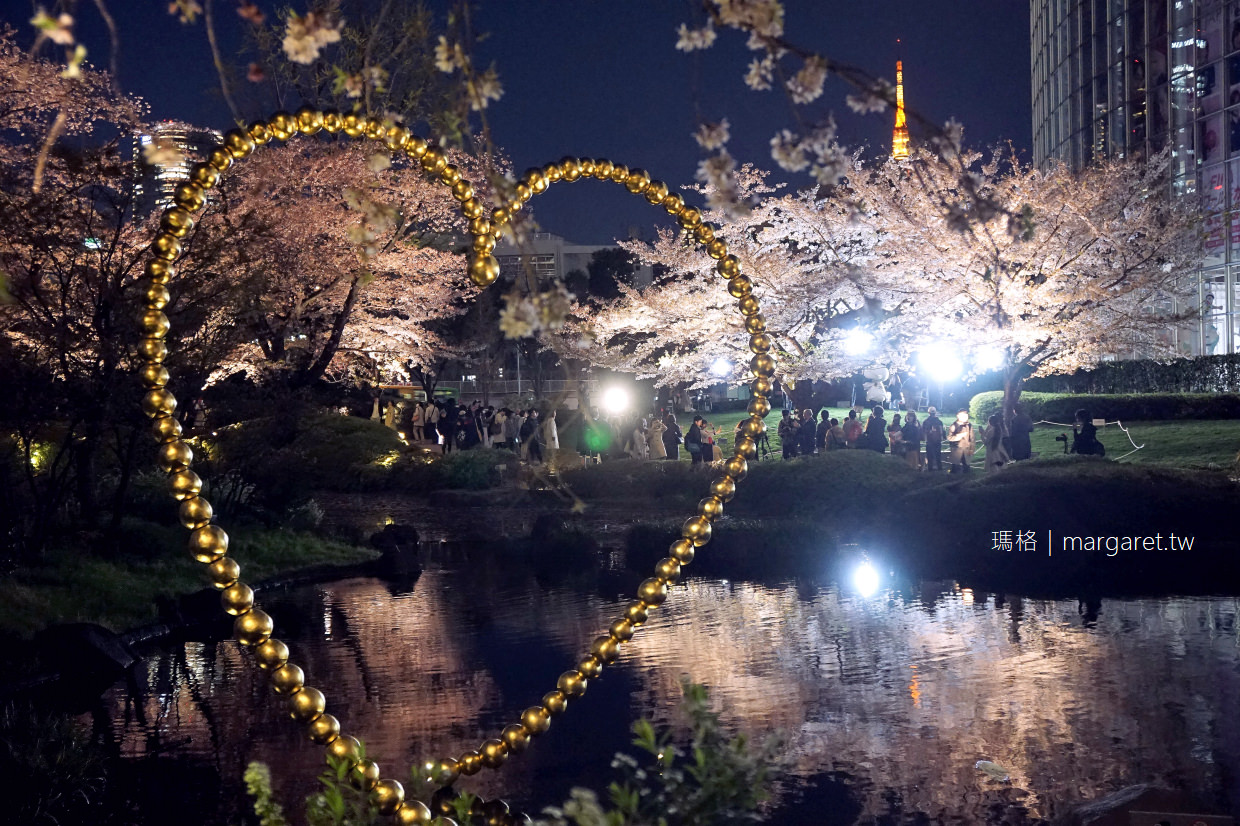 六本木之丘。毛利庭園夜櫻｜櫻花、東京鐵塔、金色之心同框