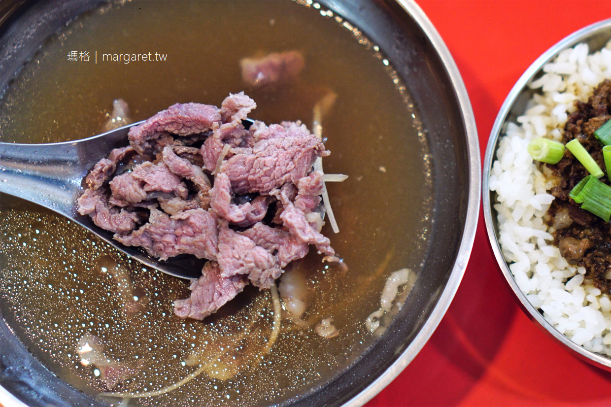 台灣好牛。嘉義溫體牛肉湯｜膠質人的牛面子紅燒牛肉麵。純天然無添加