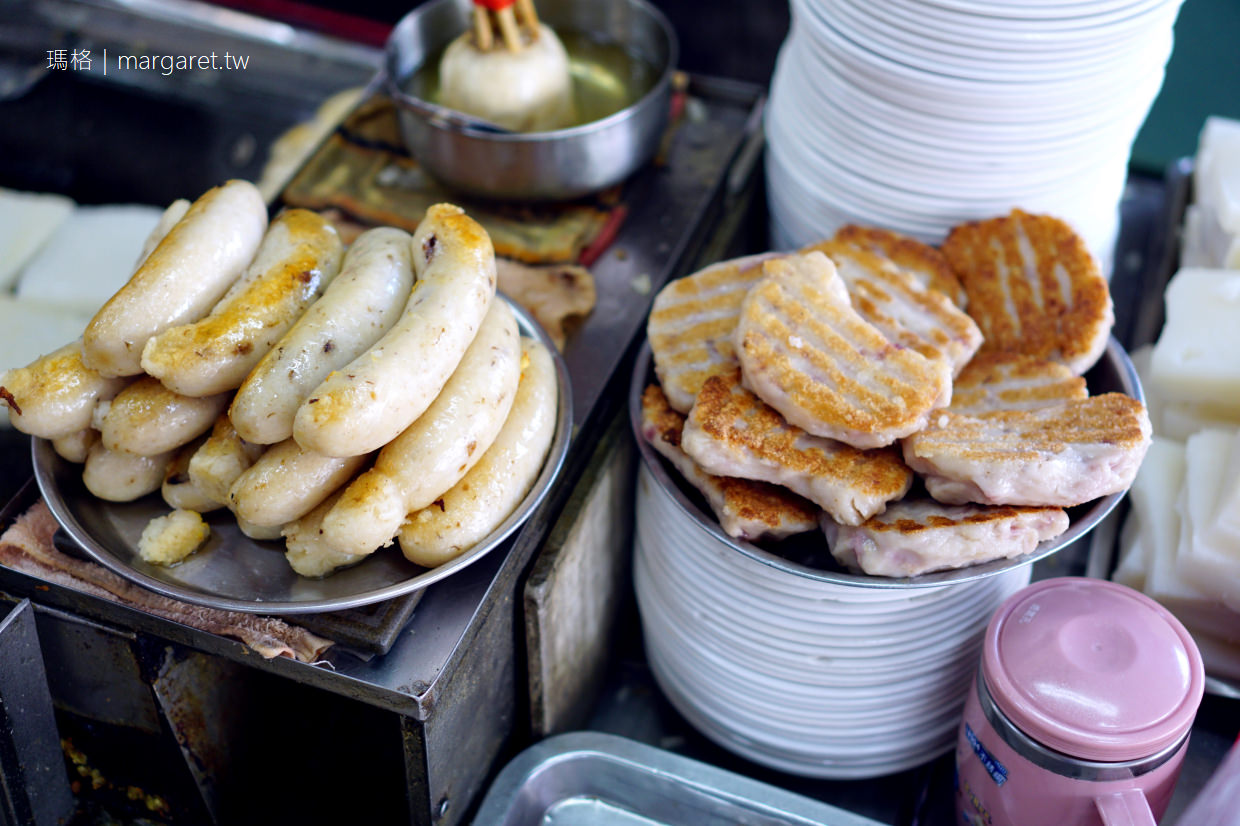 王家菜頭粿糯米腸。老賴茶棧｜台中第二市場觀光客美食吃吃看