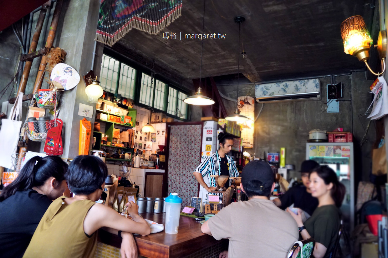 台南秘氏咖啡。永樂市場2樓｜夢迴阿飛正傳的老香港時光