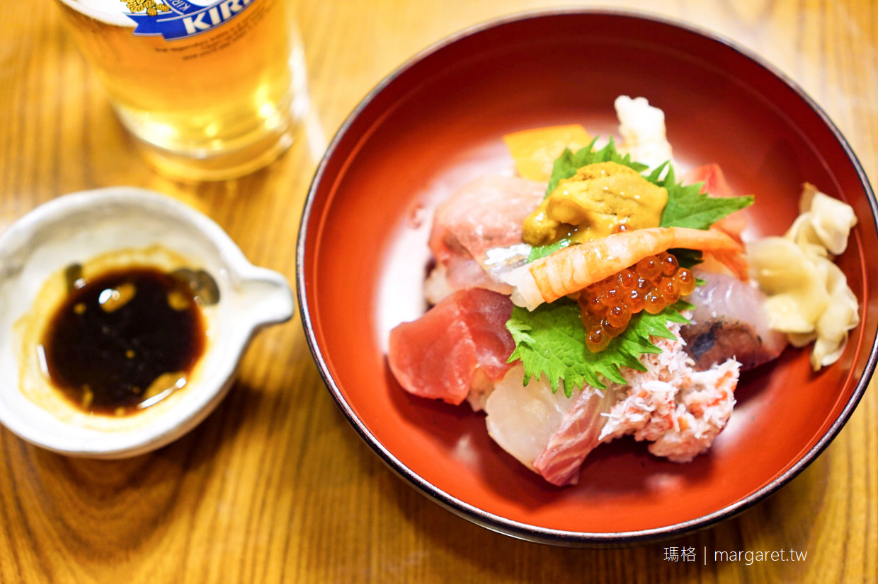 香りん壽司Kourin Sushi。超值海鮮丼只要1000日圓｜金澤城公園附近人氣餐廳。滿屋子歐美食客