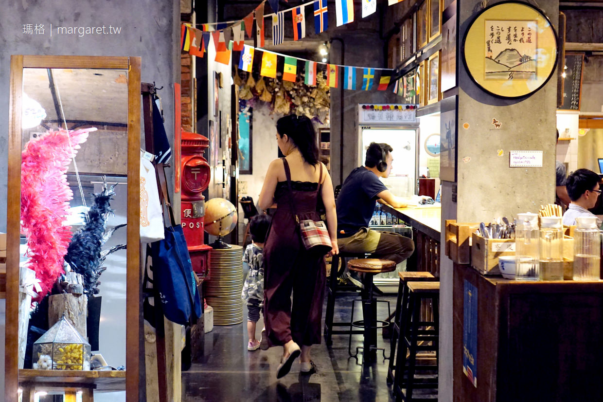 台北。特有種商行Realguts cafe電影咖啡｜魏德聖導演幕後道具打造劇場氛圍