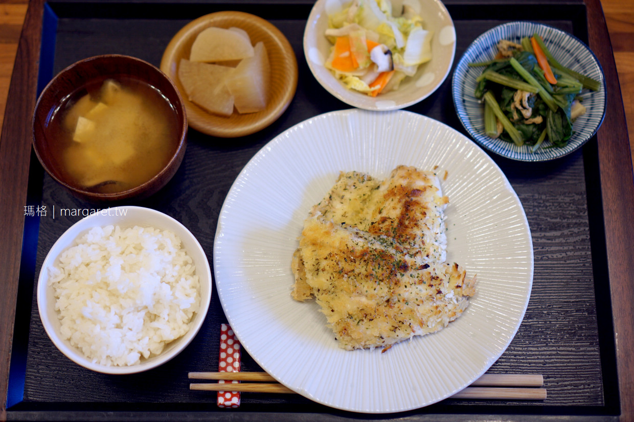 飯田家食桌。嘉義低調定食｜日籍太太的家常菜。每兩周換一次菜單