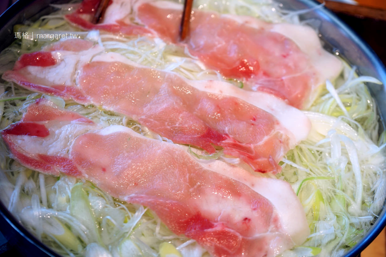 東京銀座。羅豚涮涮鍋｜高級黑豬肉吃到飽午餐限定，4000日元有找｜網路中文訂位送香檳
