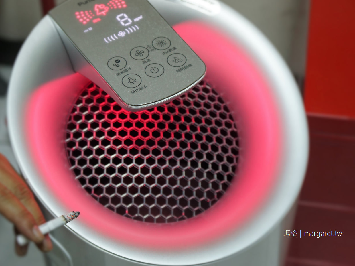 LG PuriCare空氣清淨機(超淨化大白)，創新空汙紅綠燈｜空氣品質眼見為憑