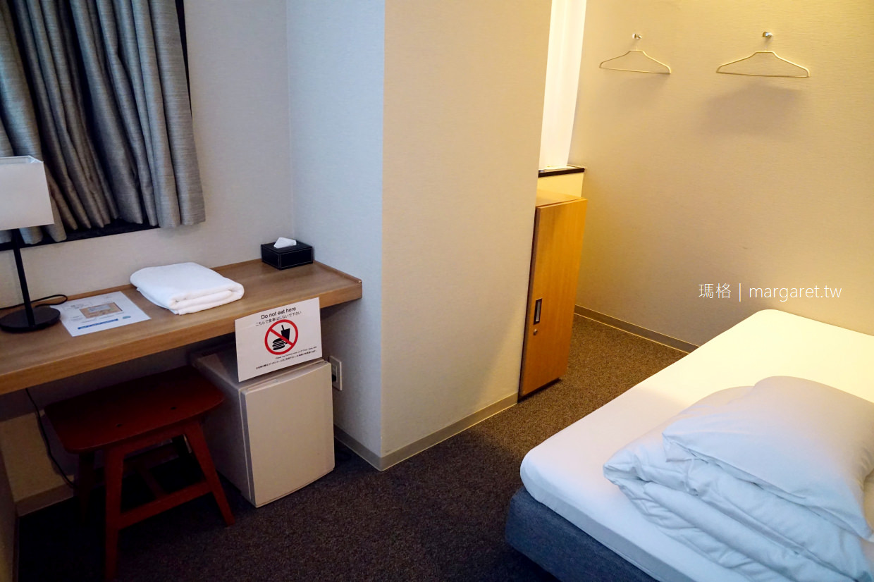 GRIDS格子飯店+青年旅館。日本橋｜女生宿舍裡的單人房