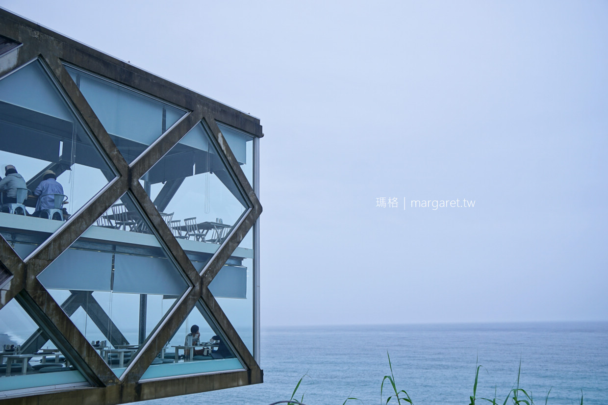 Sea House絕景咖啡館。高知的海角天涯｜懸浮於崖上、融入海天的透明建築｜交通方法