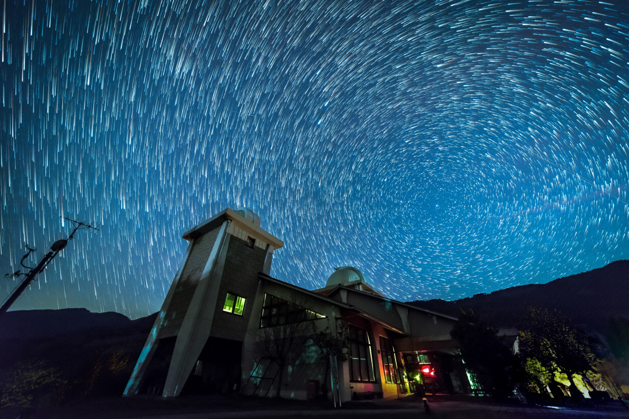 鳥取佐治天文台Saji Astro Park。口徑103cm天文望遠鏡觀星體驗｜森林木屋一泊二食。和牛燒烤BBQ