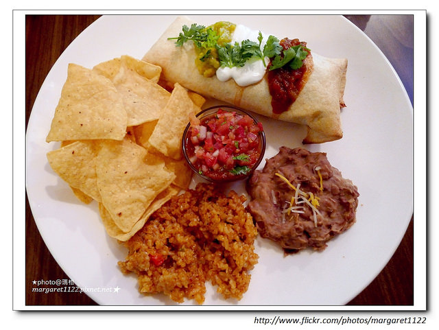 花蓮Dos Tacos墨西哥料理餐廳｜博愛街上的異國風情
