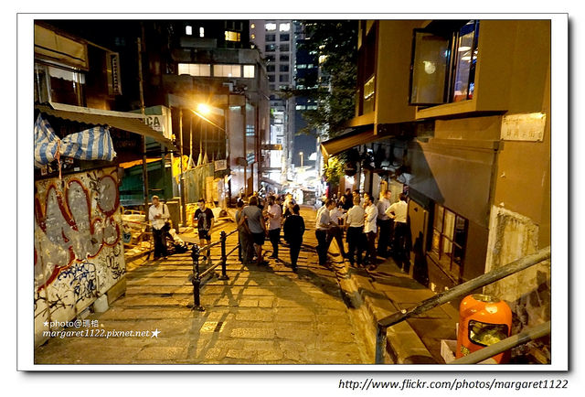 【香港】2014美酒佳餚巡禮。「閃躍維港」3D光雕匯演