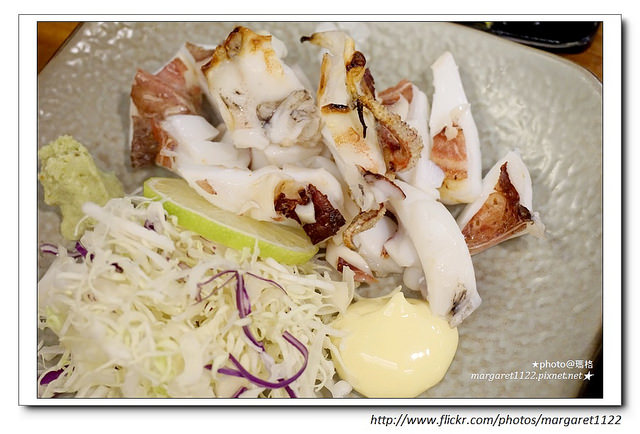 【台北】小六食堂。北海道海膽、黑鮪滷肉飯