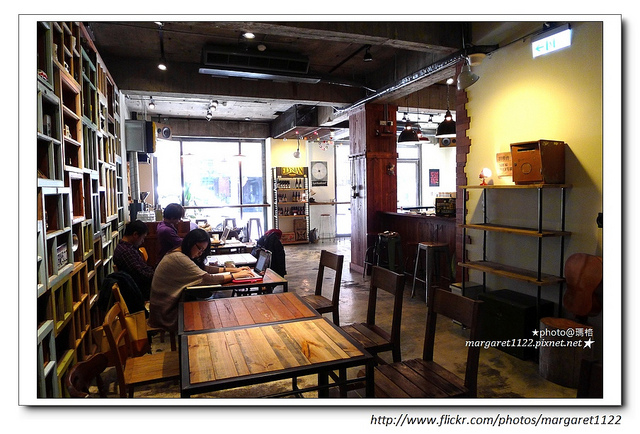 【台北好咖啡】Café Junkies小破爛咖啡館~泛民生社區的美式復古風